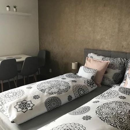 Apartmán Innova Zlín Exterior foto