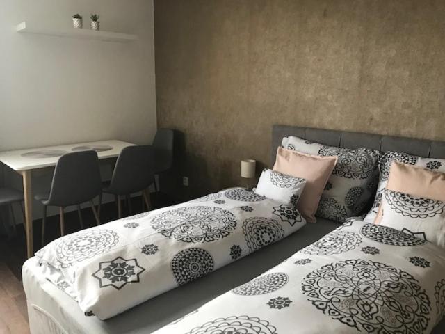 Apartmán Innova Zlín Exterior foto